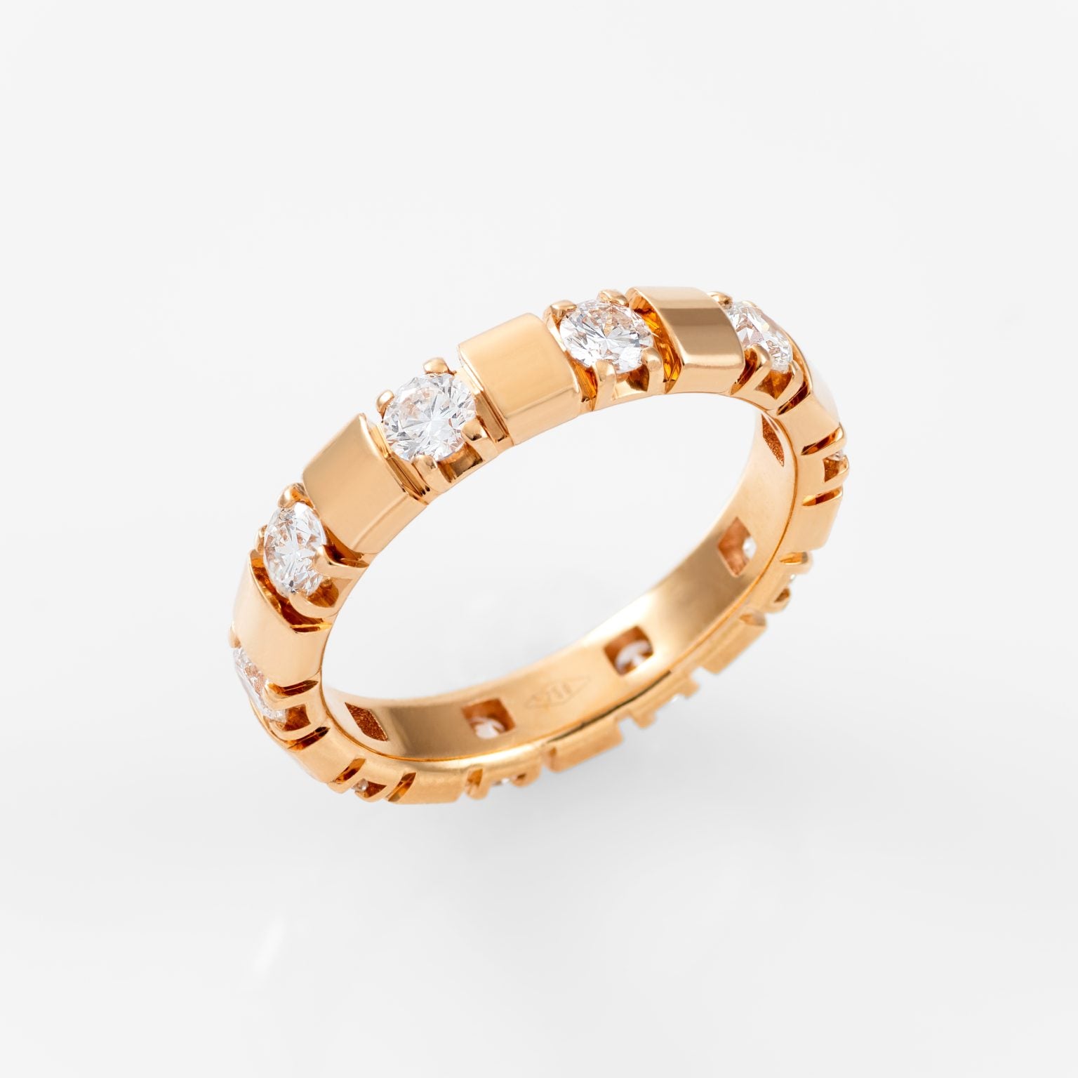 Gold Diamond Ring 01184