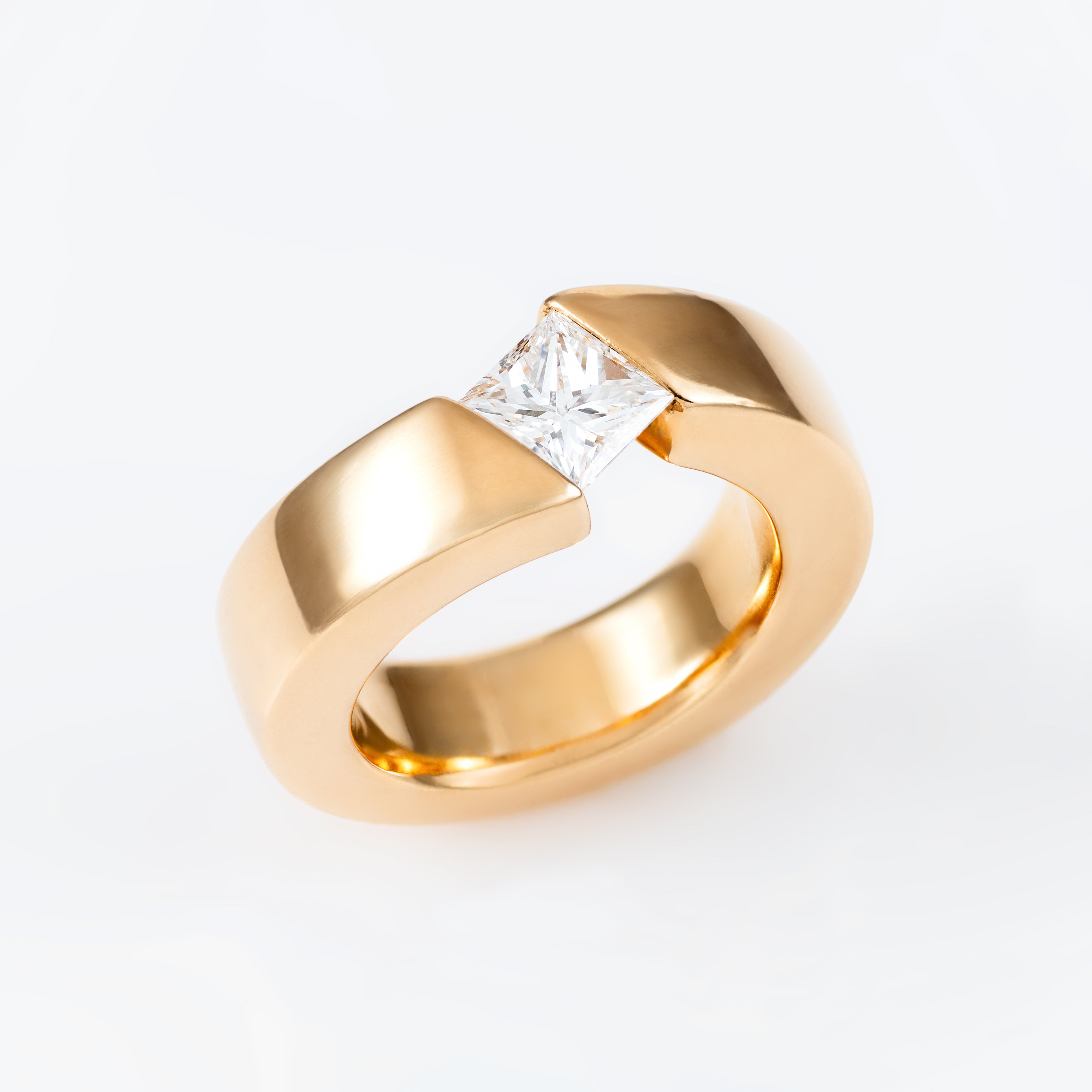 Gold Diamond Ring 00258