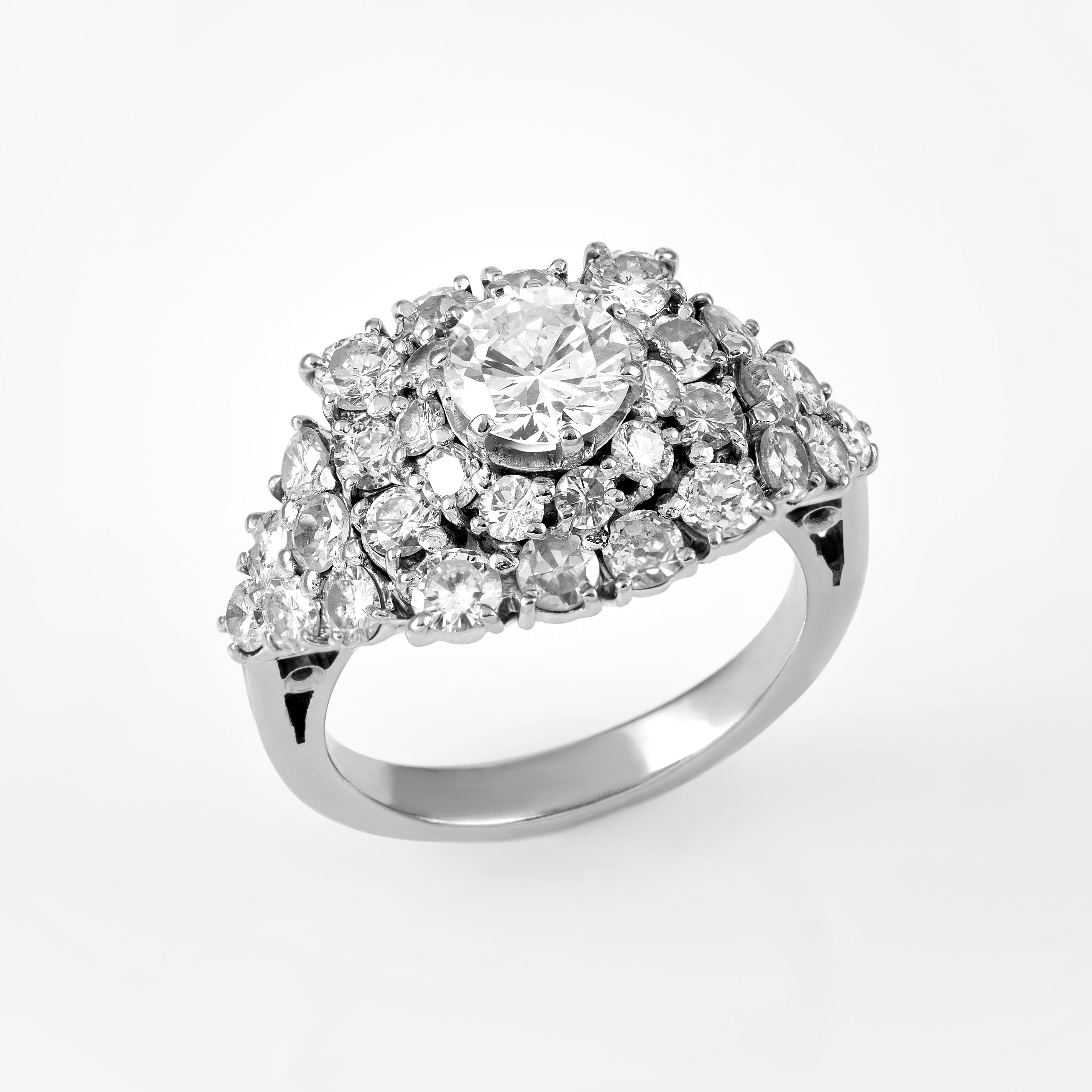 Gold Diamond Ring 00315