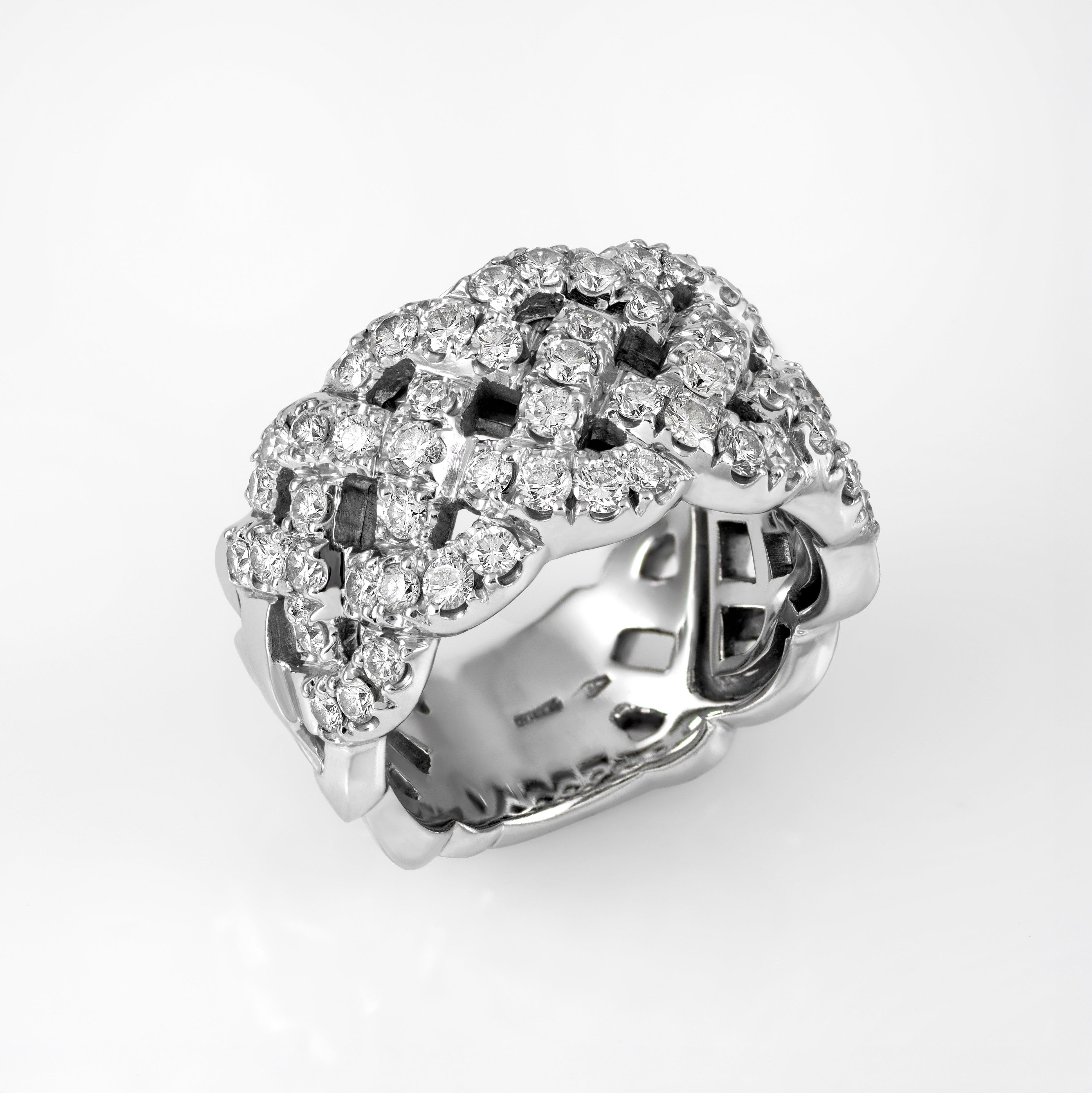 Gold Diamond Ring 00024
