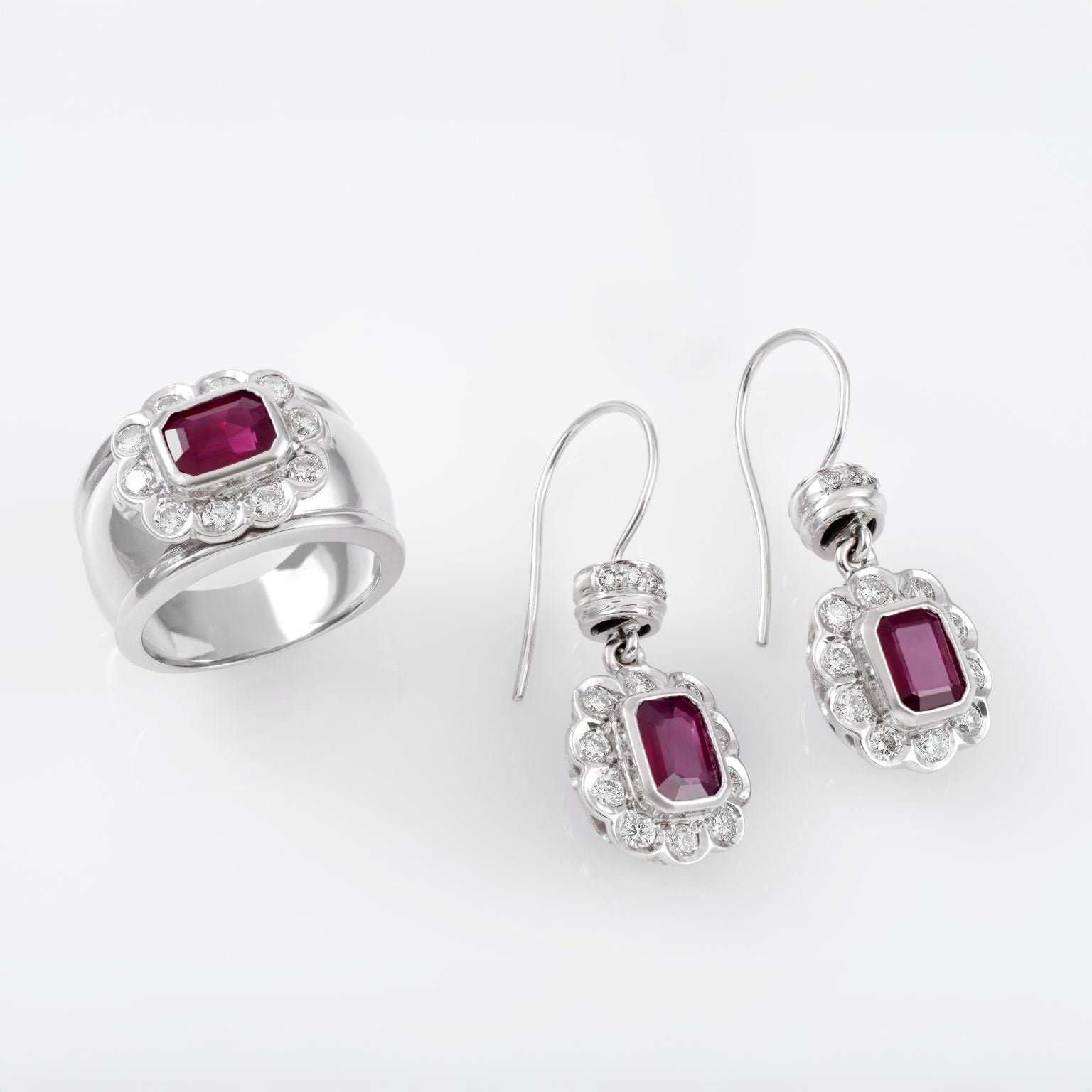 Gold Ruby Diamond Jewelry Set 00063