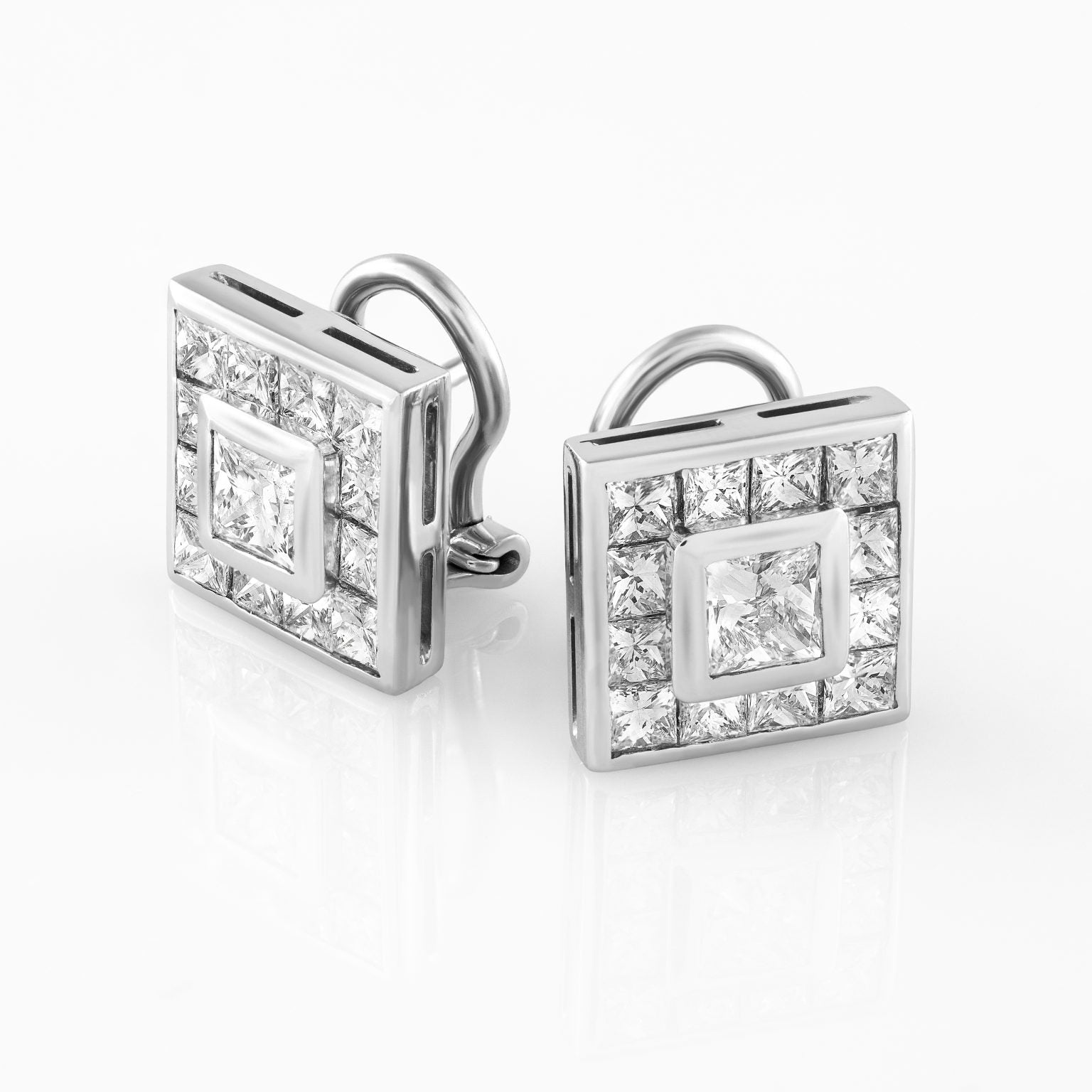 Gold Diamond Earrings 01008