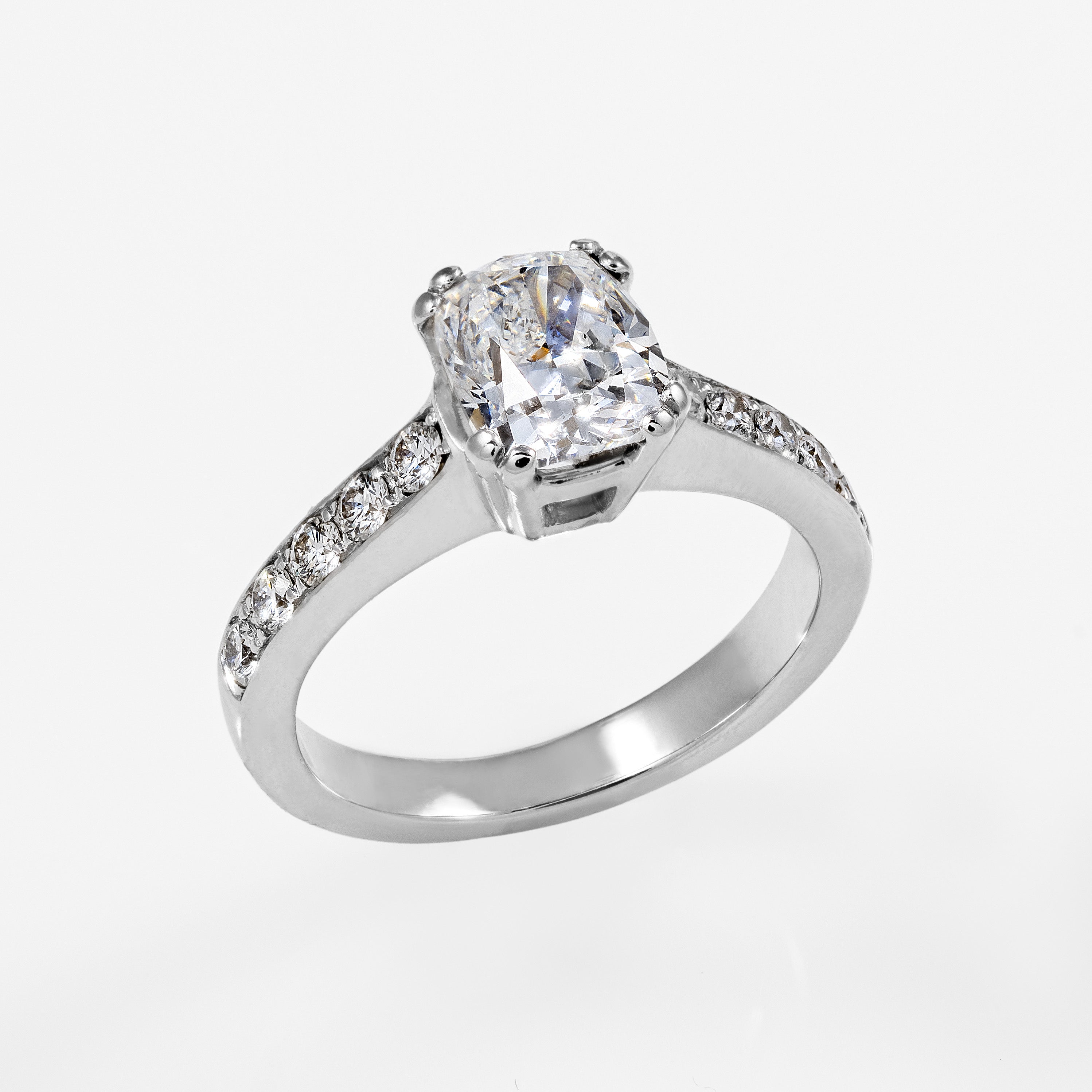 Gold Diamond Ring 01160