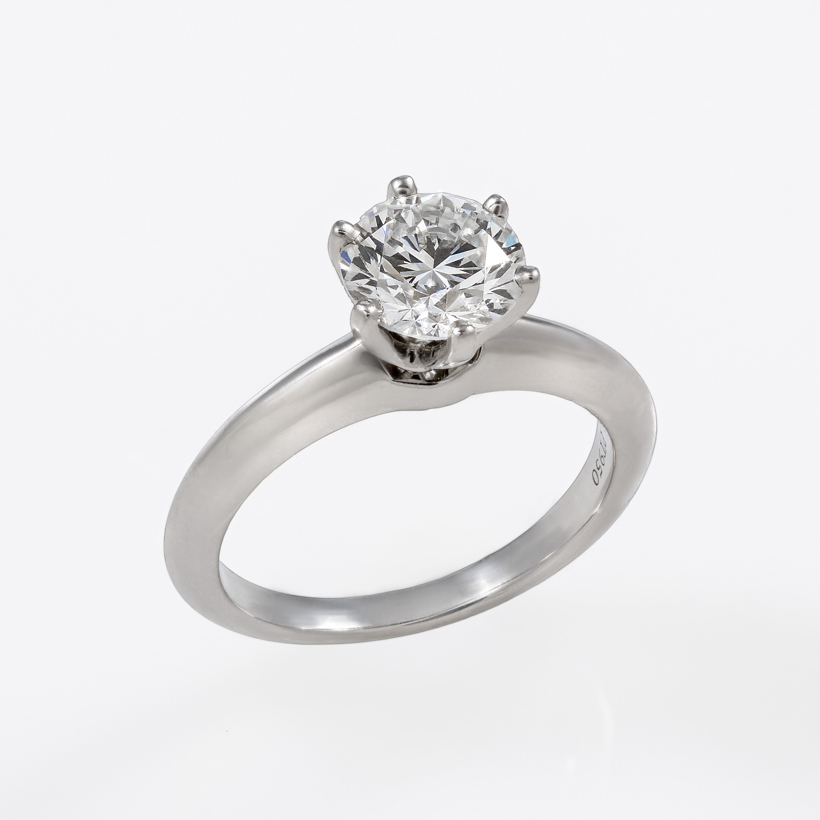 Gold Diamond Ring 00656