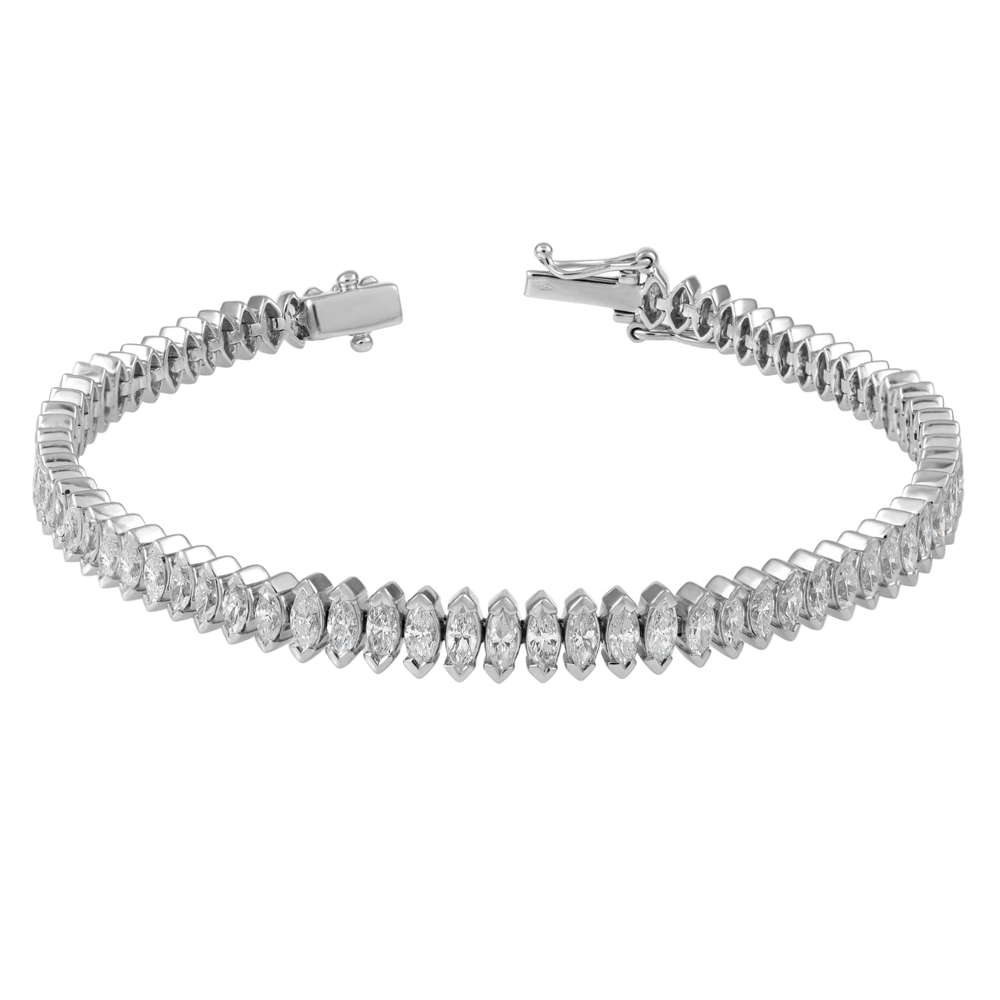 Gold Diamond Bracelet 00672