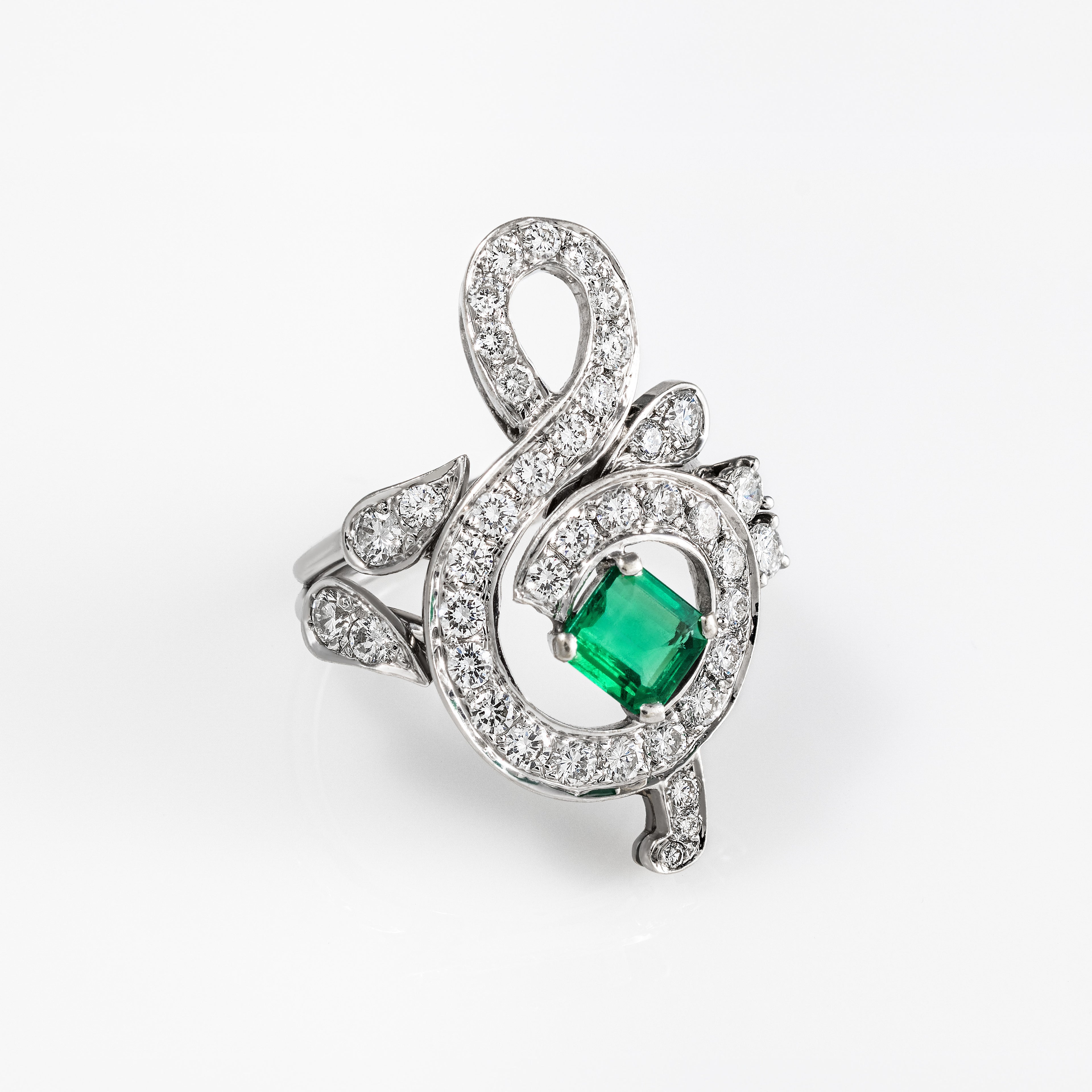 Gold Emerald Diamond Ring 00009
