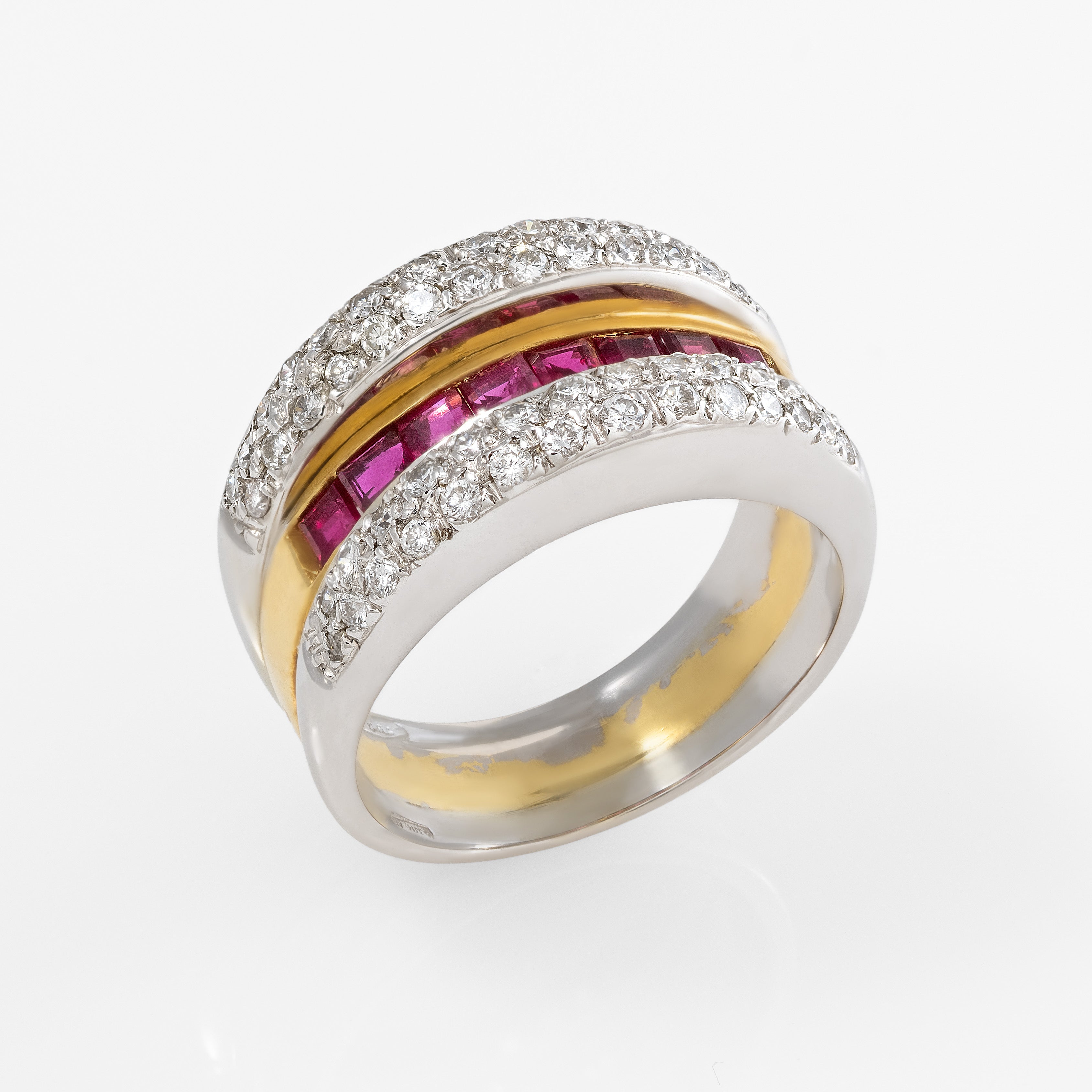 Gold Ruby Diamond Ring 00840