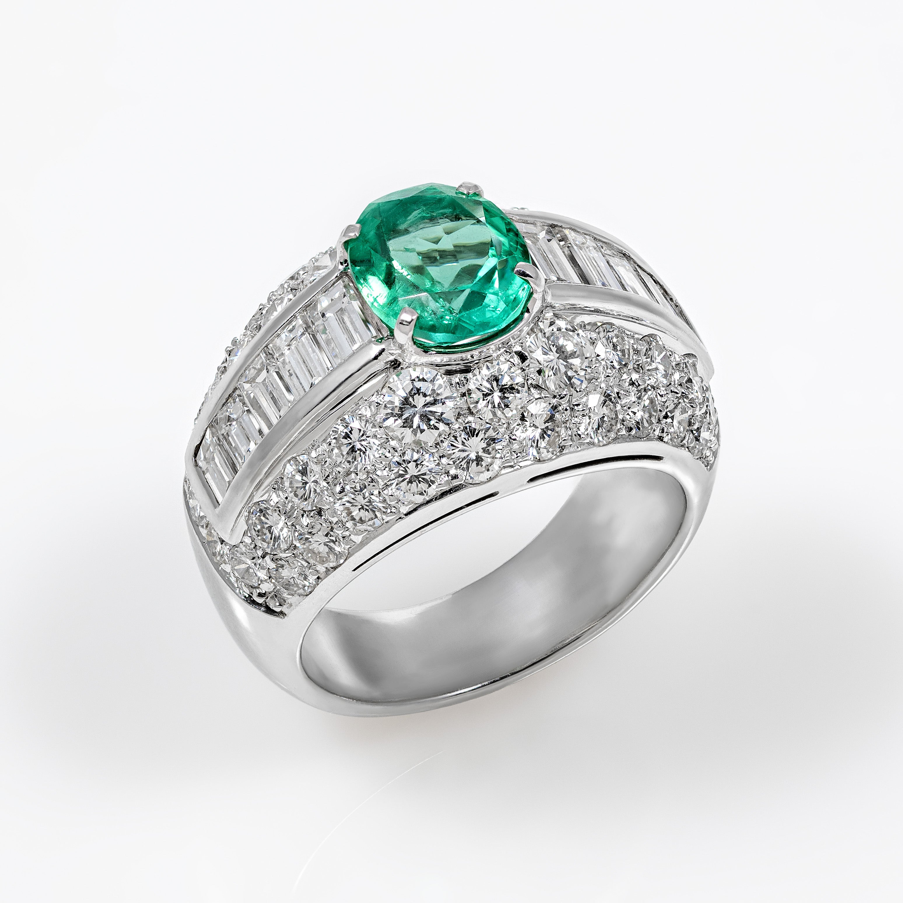 Gold Emerald Diamond Ring 00312