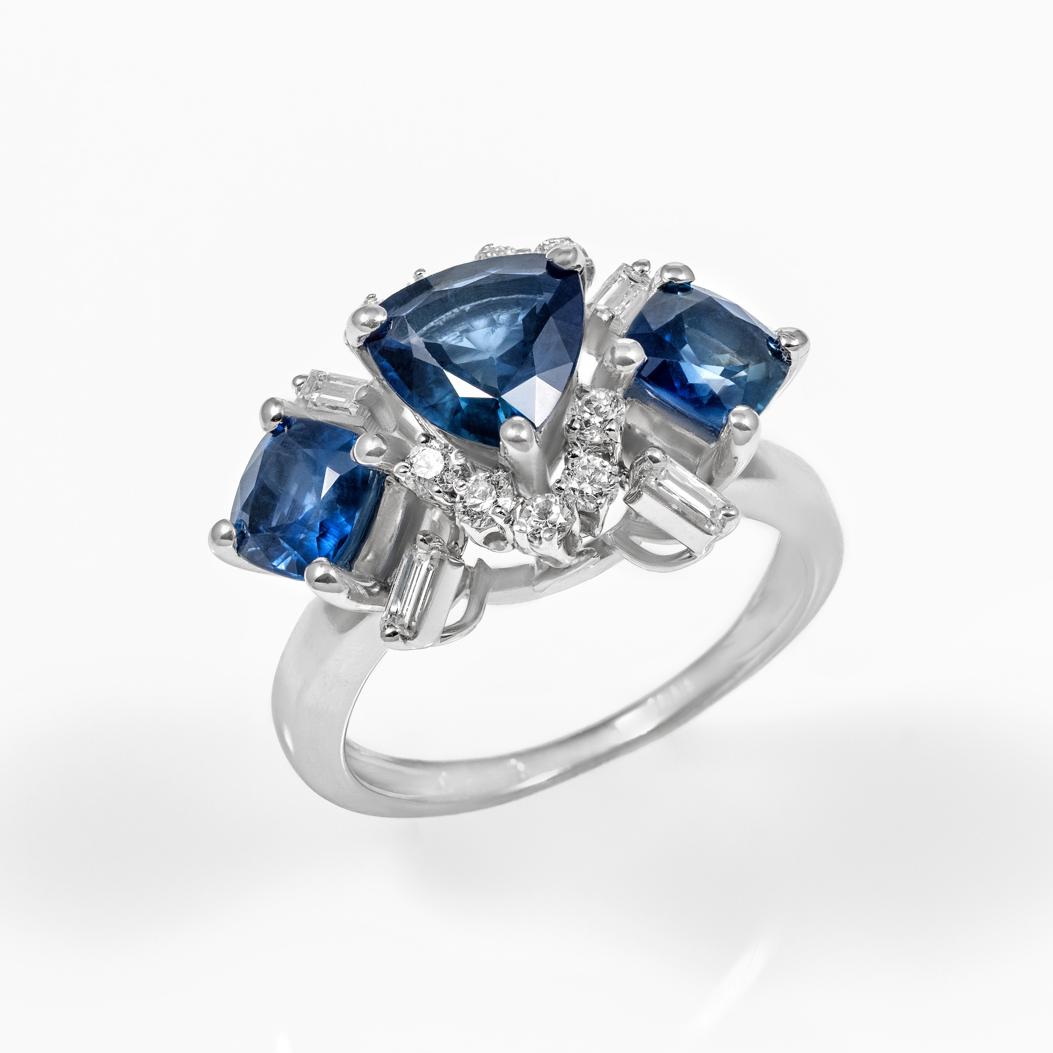 Gold Sapphire Diamond  Ring 00764