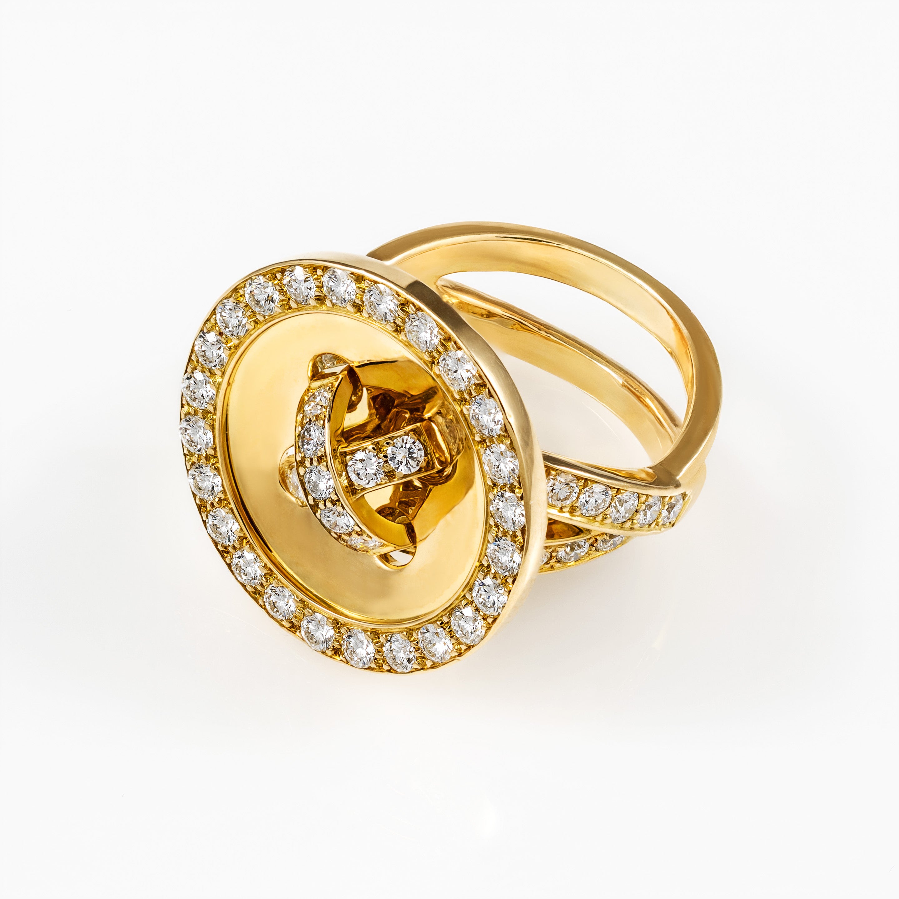 Gold Diamond Ring 00822